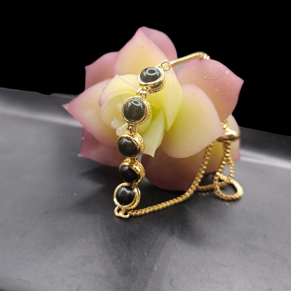 Magic Ball Black Onyx Bracelet